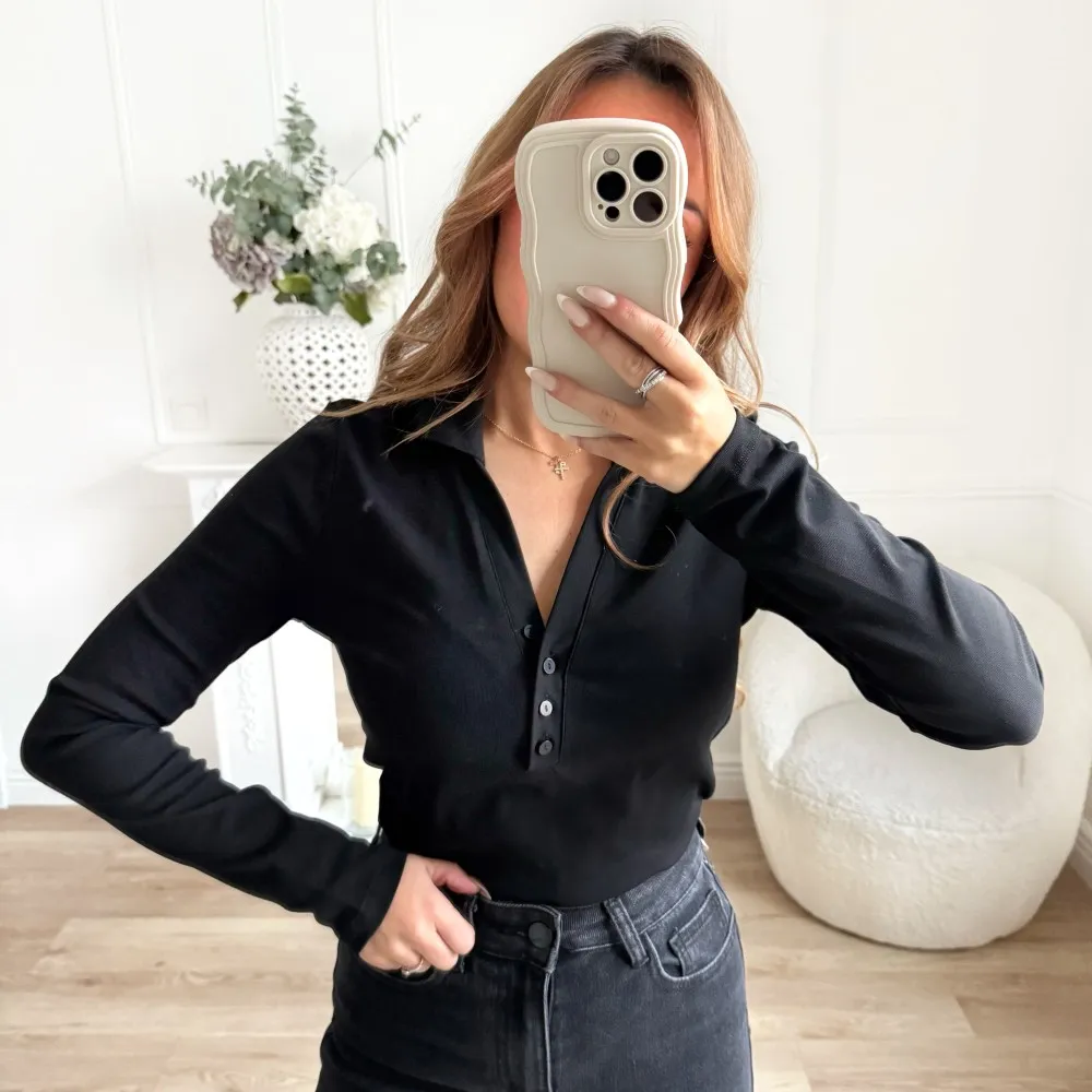 BODY BLACK BOUTONS