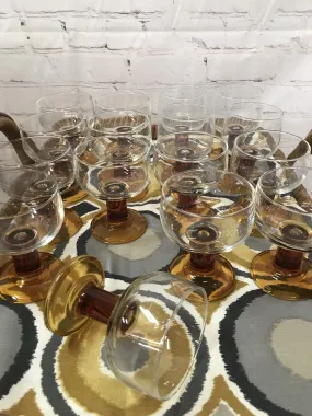 Ensemble de 16 verres vintages ambrés - Ressourcerie Histoires Sans Fin