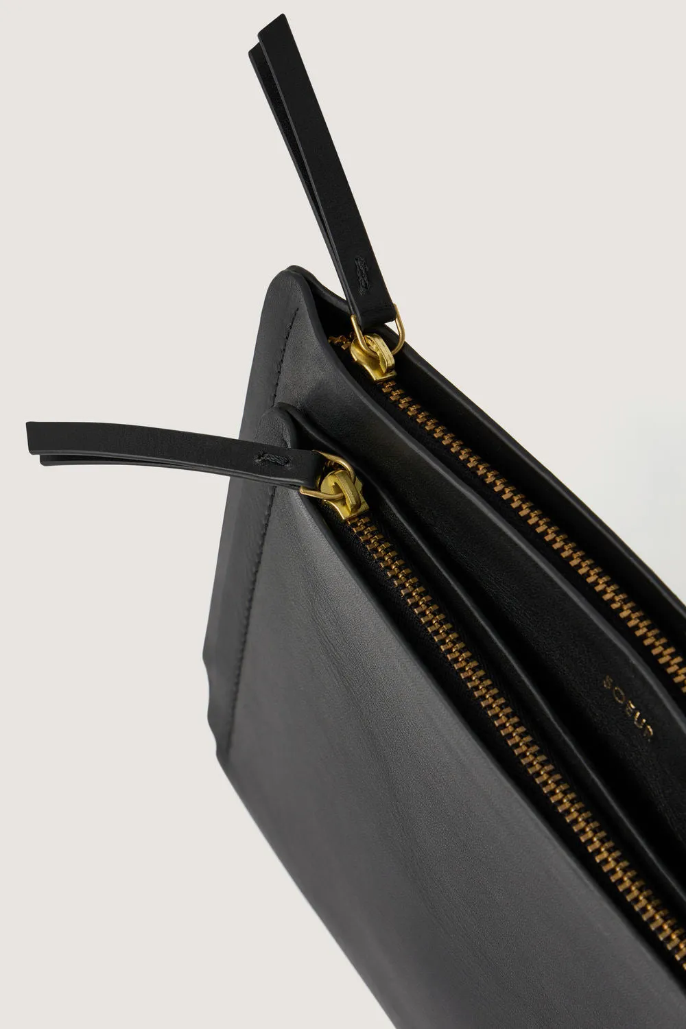 POCHETTE AICHA NOIR
