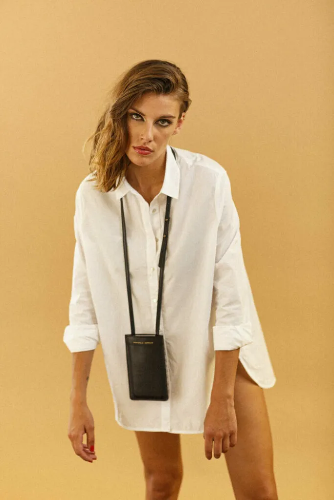 POCHETTE PORTABLE – NOIRE