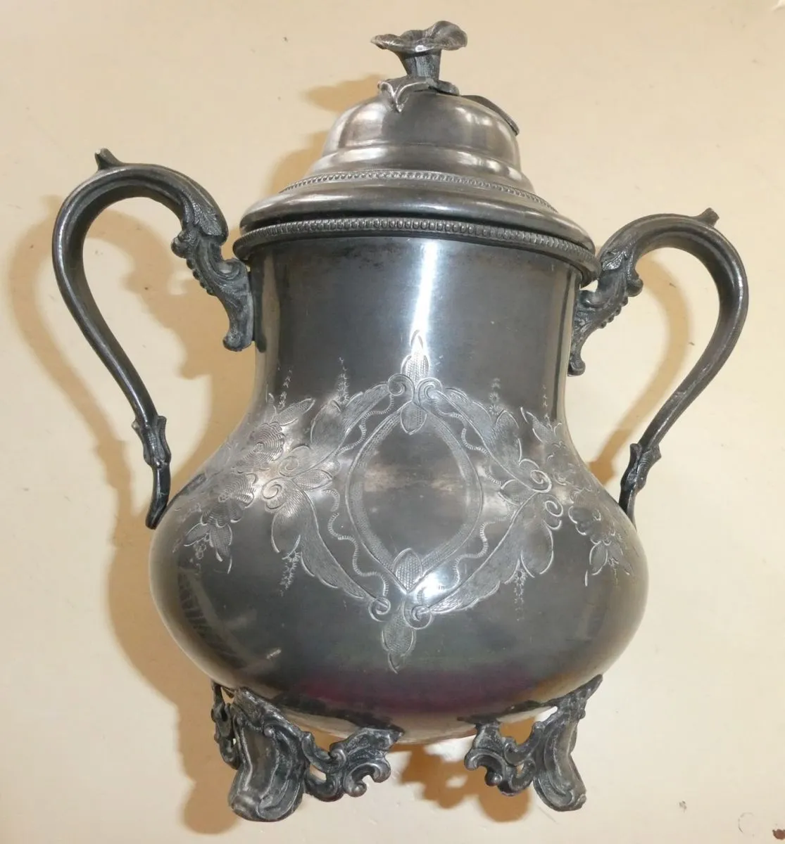 pot en étain