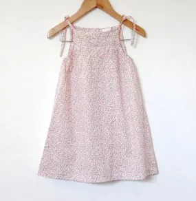 PRETTY WILD outlet 12m Robe Elizabeth Liberty Ed ros